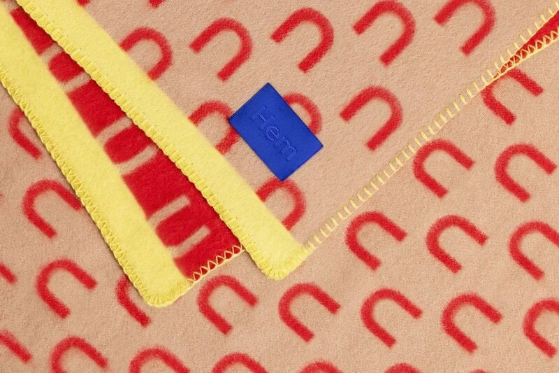 Hem Arch Throw, 130 X 180 Cm, Red - Beige - Yellow 6 Hem Arch Throw, 130 X 180 Cm, Red - Beige - Yellow - Image 4