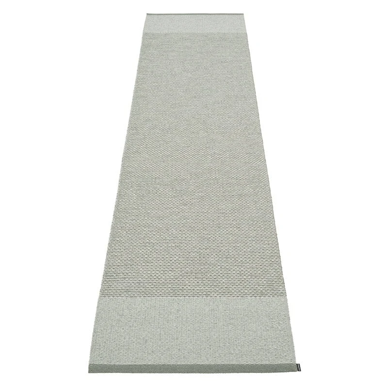 Pappelina Edit Rug, 70 X 300 Cm, Army 3 Pappelina Edit Rug, 70 X 300 Cm, Army