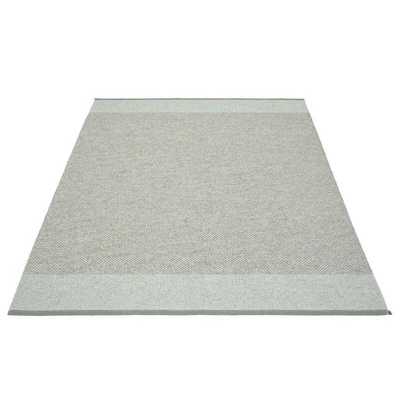 Pappelina Edit Rug, 140 X 200 Cm, Army 3 Pappelina Edit Rug, 140 X 200 Cm, Army