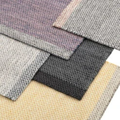 Muuto Ply Rug, Black - White -Textile Promotional Store 655 16 MuutoFV iso 4