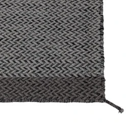 Muuto Ply Rug, Dark Grey -Textile Promotional Store 662 16 MuutoFV iso