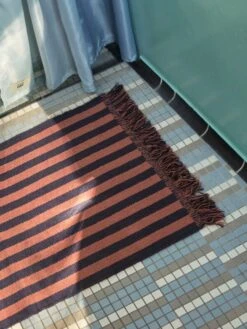 HAY Stripes And Stripes Rug, 65 X 300 Cm, Navy Cacao -Textile Promotional Store Aquarelle vertical ice blue Stripes and Stripes navy cacao