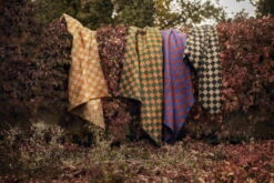 Anno Arkiivi Throw, 130 X 180 Cm, Beige - Orange -Textile Promotional Store Arkiivi villahuopa 130x180 anno hires vaaka