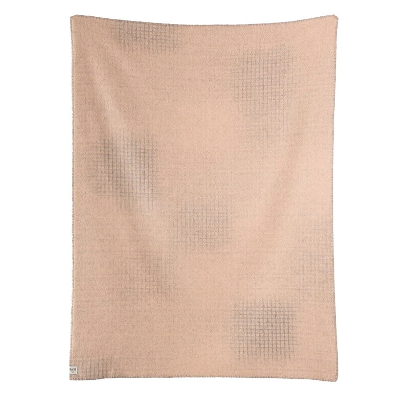 Røros Tweed Bernadette Throw, 200 X 135 Cm, Light Pink - Light Grey 3 Røros Tweed Bernadette Throw, 200 X 135 Cm, Light Pink - Light Grey