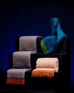 Lapuan Kankurit Revontuli Mohair Blanket, Rust - Denim Blue -Textile Promotional Store FDS Blackfriday final 1080x1350 015