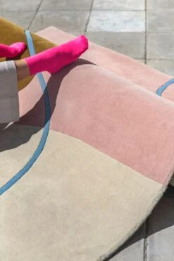 Finarte Ruukku Rug, Pink -Textile Promotional Store Finarte Galleria Ruukku Pink mood 3