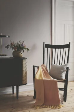 Silkeborg Uldspinderi Franja Throw, Butter Peach -Textile Promotional Store Heg Mller 201027 Silkeborg Uld spinderi1748 copy