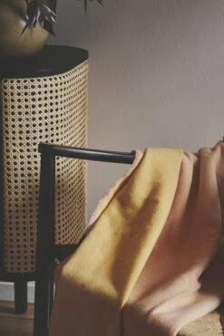 Silkeborg Uldspinderi Franja Throw, Butter Peach -Textile Promotional Store Heg Mller 201027 Silkeborg Uld spinderi1750 copy