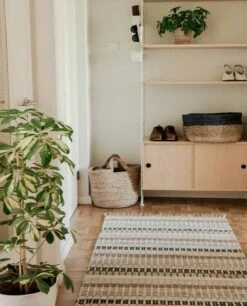 Finarte Huvila Rug, Beige -Textile Promotional Store Huvila beige mood web