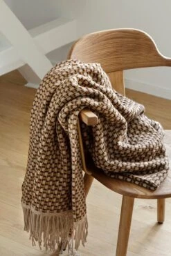Røros Tweed Isak Throw, 150 X 210 Cm, Chestnut -Textile Promotional Store ISAK 5352