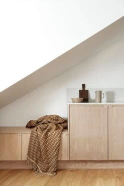 Røros Tweed Isak Throw, 150 X 210 Cm, Chestnut -Textile Promotional Store ISAK 5352 Chestnut