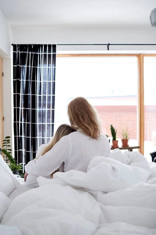 Joutsen Syli Down Duvet, 220 X 220 Cm, Warm 7 Joutsen Syli Down Duvet, 220 X 220 Cm, Warm - Image 5