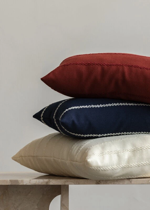 MENU Losaria Pillow, 60 X 40 Cm, Indigo 8 MENU Losaria Pillow, 60 X 40 Cm, Indigo - Image 6