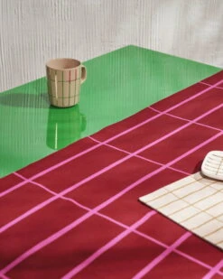 Marimekko Pieni Tiiliskivi Placemat, Linen - Gold -Textile Promotional Store Marimekko Home fw22 0630 hires