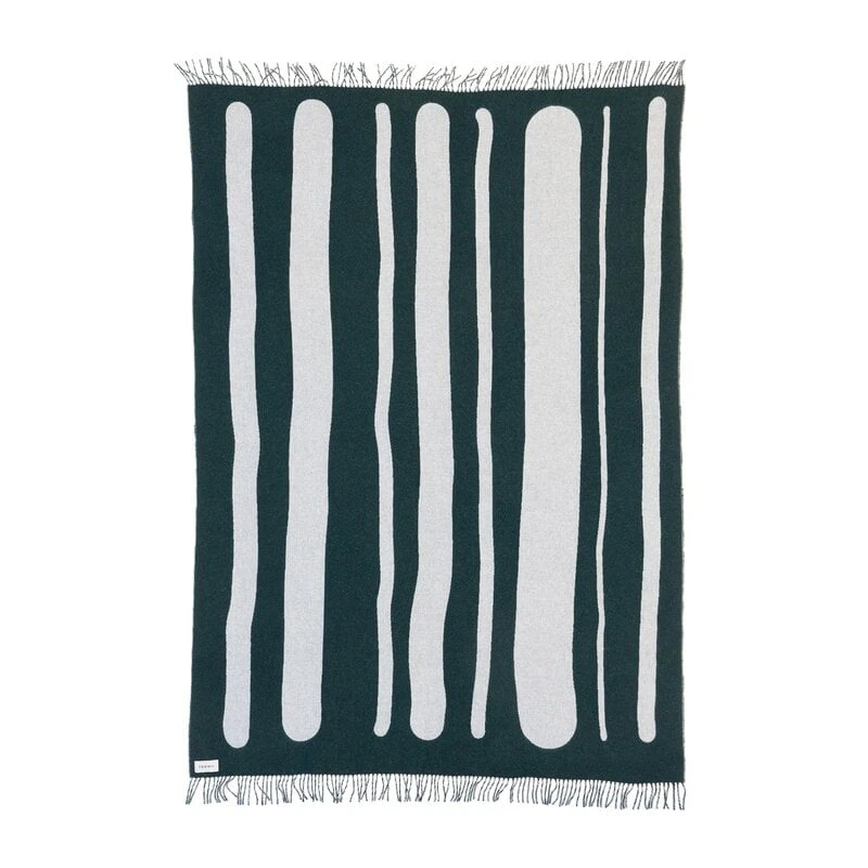 Raawii Brush Blanket, Green - Porcelain 3 Raawii Brush Blanket, Green - Porcelain