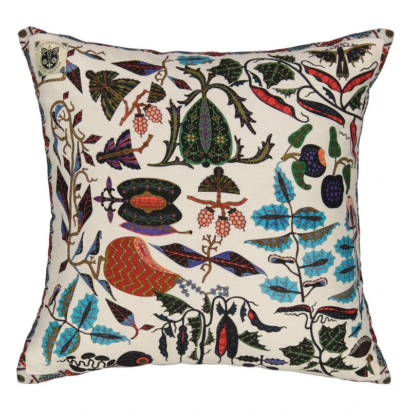 Klaus Haapaniemi & Co. Les Chats Ryder Cushion Cover, Linen 4 Klaus Haapaniemi & Co. Les Chats Ryder Cushion Cover, Linen - Image 2