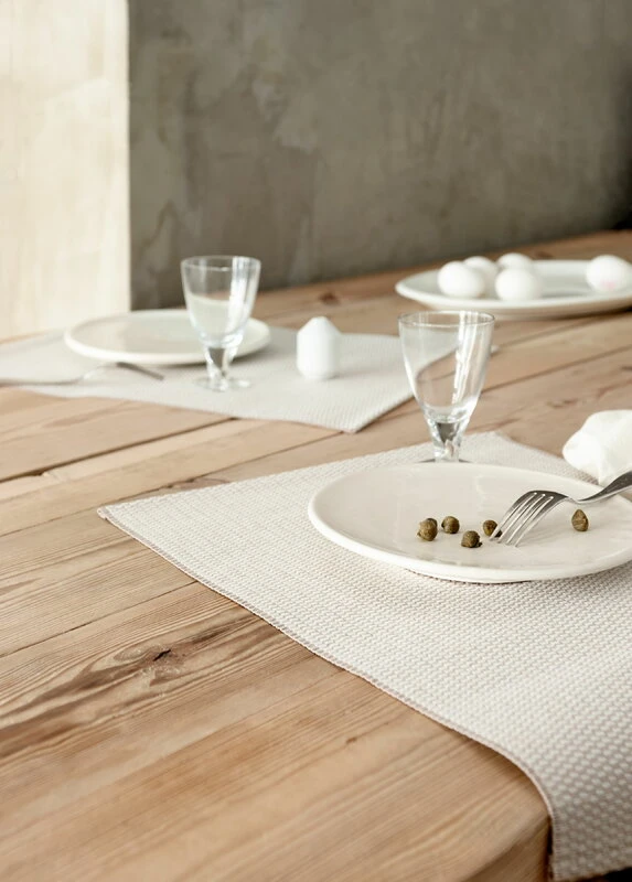 Woodnotes Morning Placemat, 35 X 45 Cm, Set Of 4, White - Beige 5 Woodnotes Morning Placemat, 35 X 45 Cm, Set Of 4, White - Beige - Image 3