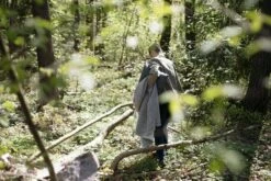 Lapuan Kankurit Metsä Blanket, Light Grey -Textile Promotional Store lapuankankurit metsa cushion cover and blanket 1