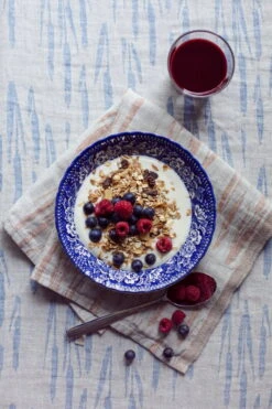 Lapuan Kankurit Osmankäämi Table Cloth/throw, 145 X 200 Cm, Linen - Blue -Textile Promotional Store lapuankankurit osmankaami tablecloth blanket linen rainy blue and towel napkin grey cinnamon