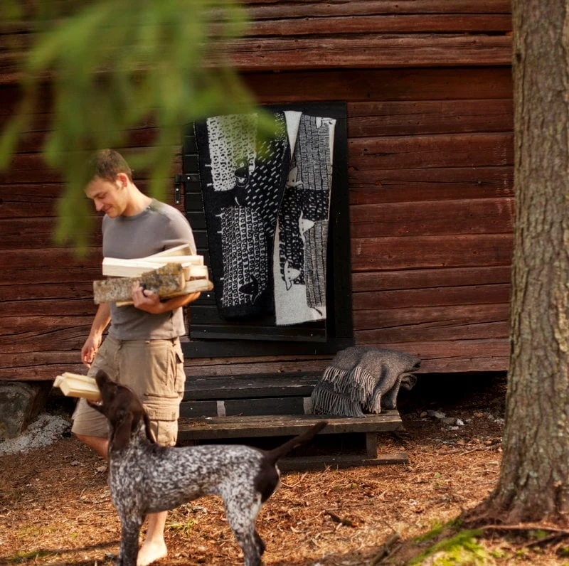 Lapuan Kankurit Päkäpäät Blanket, Black - White 4 Lapuan Kankurit Päkäpäät Blanket, Black - White - Image 2