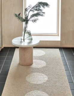 Pappelina Vera 2.0 Rug, 70 X 200 Cm, Linen 8 Pappelina Vera 2.0 Rug, 70 X 200 Cm, Linen -Textile Promotional Store pappelina vera20 hallway creative3