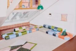 Juslin Maunula Floor Pouf, 60 X 60 Cm, Smaragdi -Textile Promotional Store wide 001 flat4 copy Ville Varumo 2